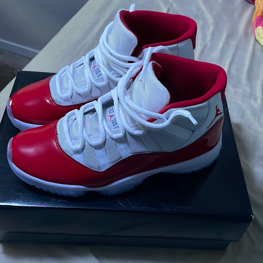 Jordan 11 Cherry